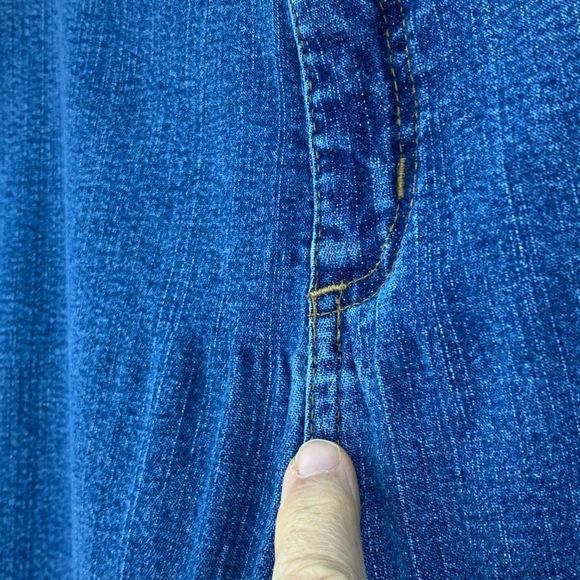 Women’s Essentials Jeans size 22-24W 9935 Bootcut Embroider Elastic Inset Blue - Picture 6 of 8